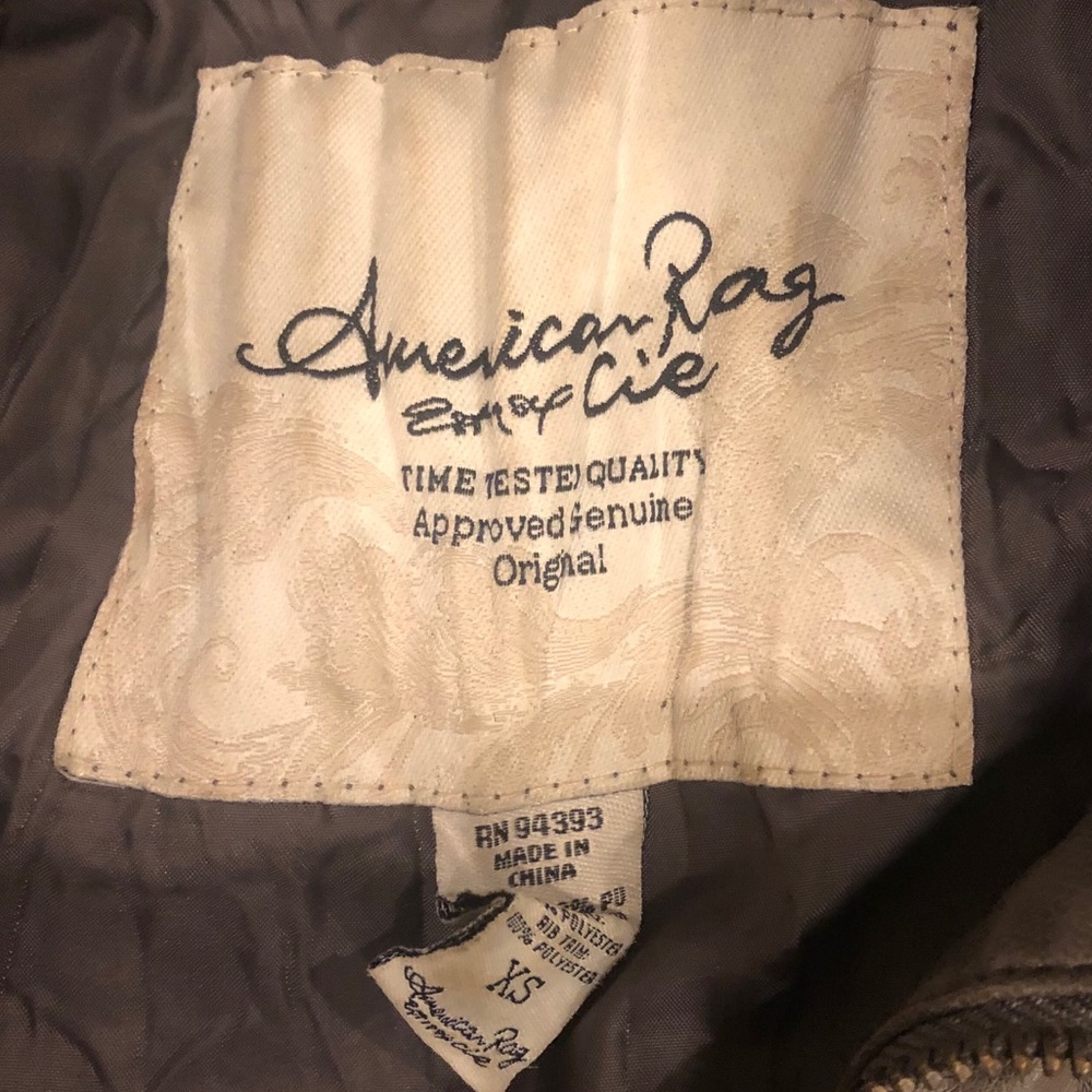 Jacket - Picture 2 of 6